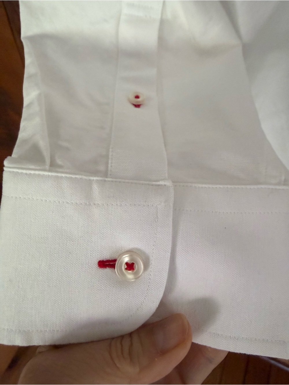 UNTUCKit White Long Sleeve Button Down Shirt XX-LARGE Red Accents Cotton Casual - Picture 5 of 11